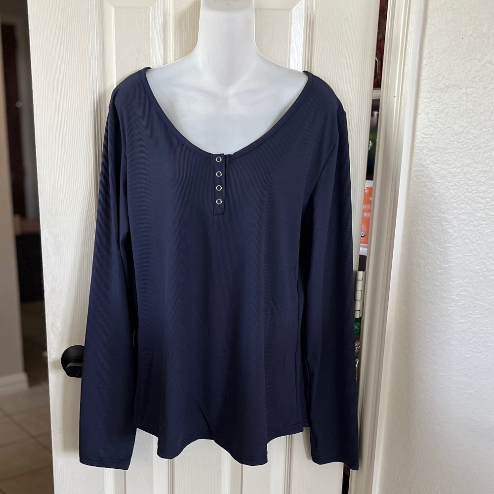 Blakely Long Sleeve Scoop Neck Ripped Tee